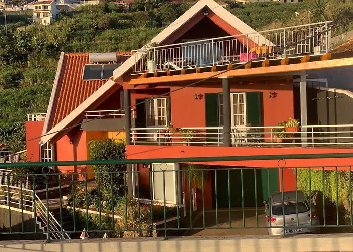 Privado Com Vista Mar E Montanha *